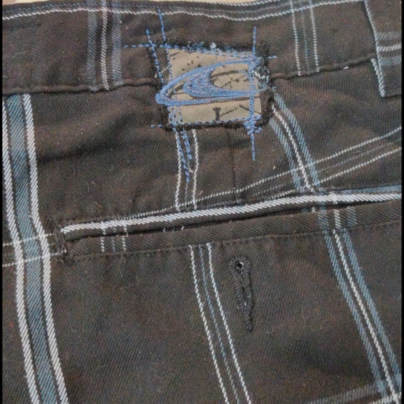 Oneill plaid shorts 33 - Picture 2 of 3